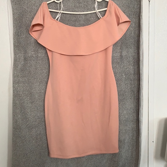 Guess peach dress - Picture 1 of 2